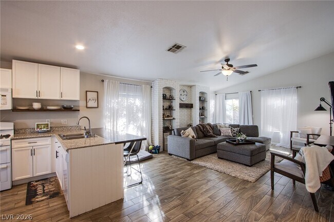 Building Photo - 7413 Alpine Ridge St
