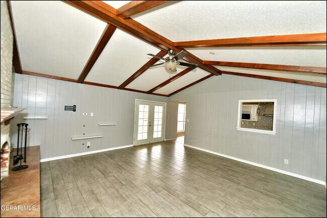 Building Photo - 9125 W H Burges Dr