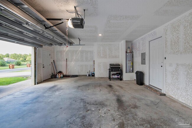 Building Photo - 5069 Peach Dr