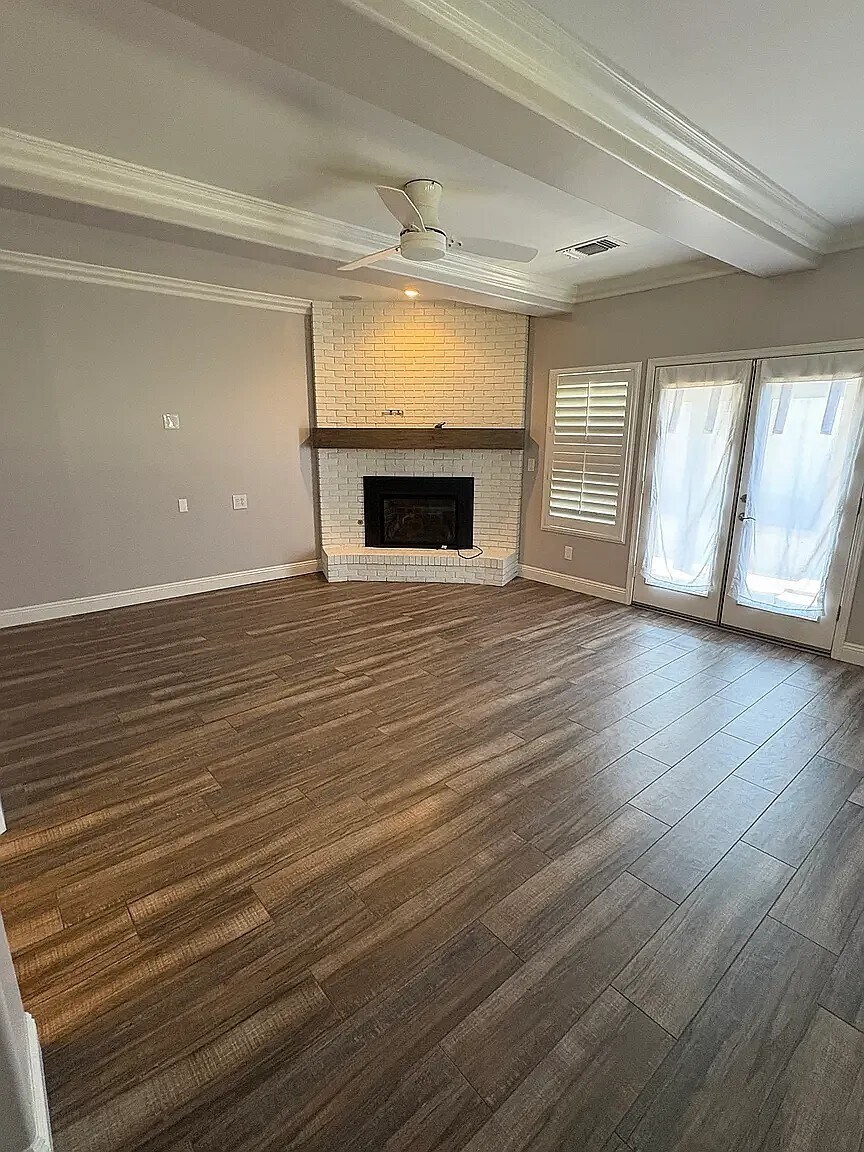 Building Photo - 8610 Bolsena Ln