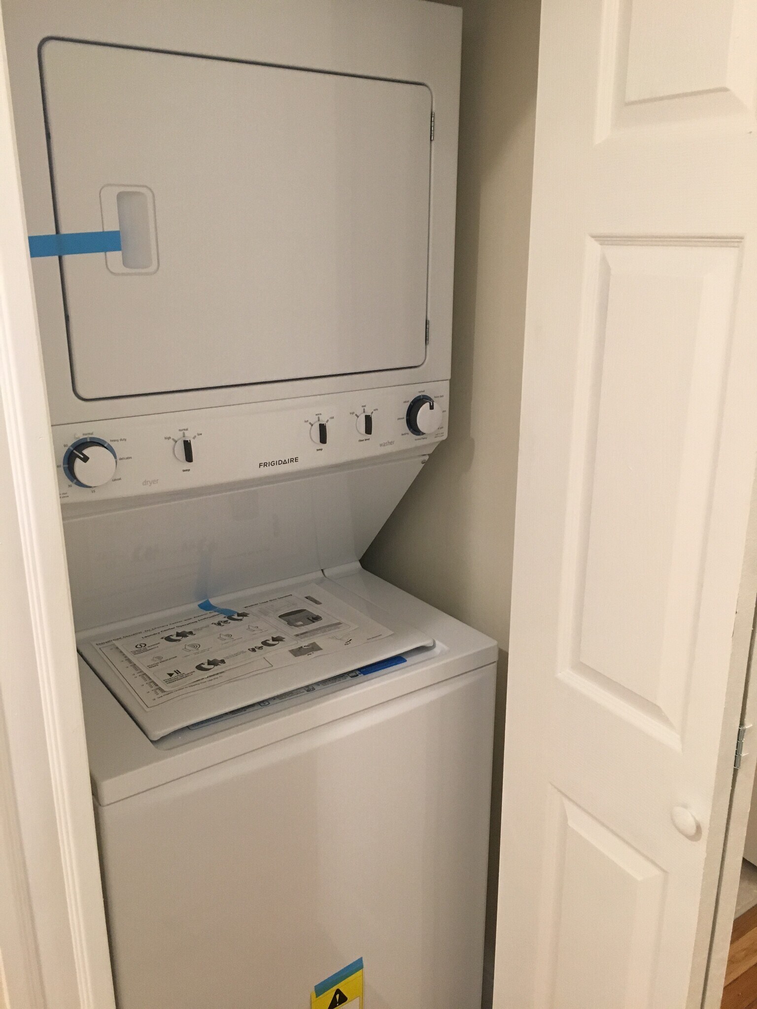 Building Photo - 399 Broadway