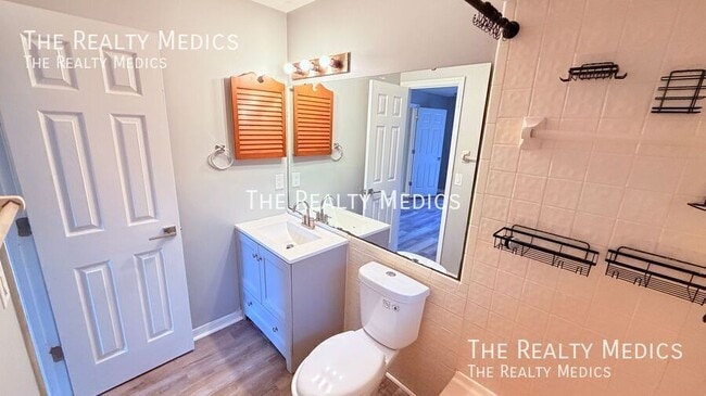 Building Photo - 7909 Richwood Dr