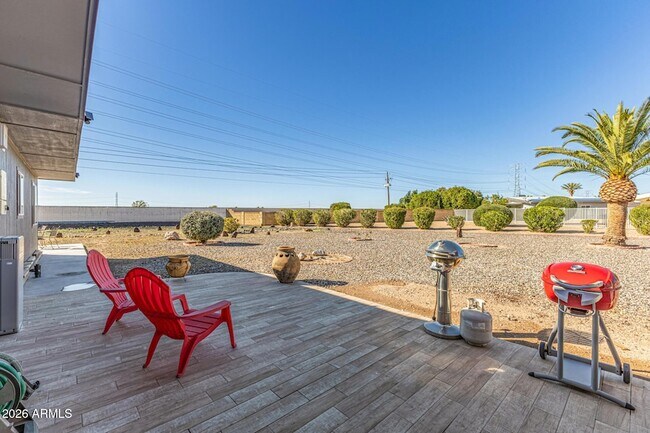 Building Photo - 11210 W Pueblo Ct