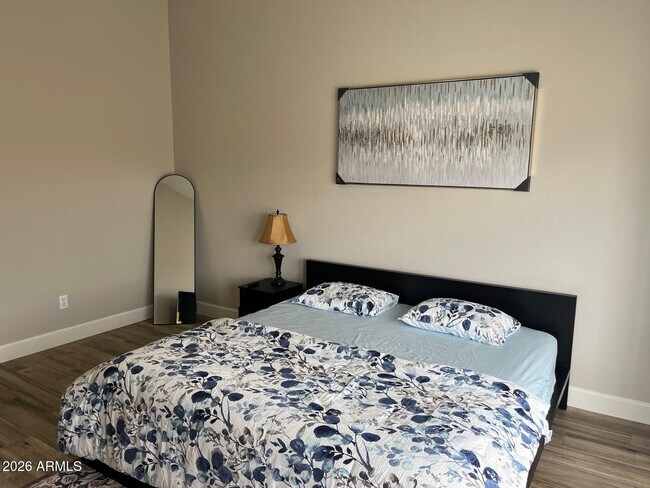 Building Photo - 14608 W Horizon Dr