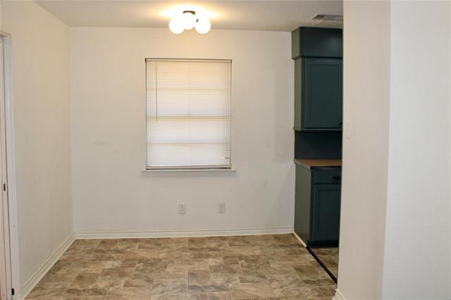 Building Photo - 4726 Jade Dr