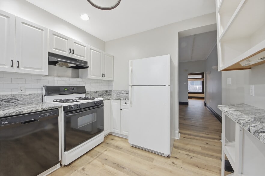 Building Photo - 767 Wager St