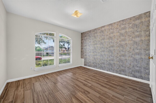 Building Photo - 1706 Teal Run Pl Dr