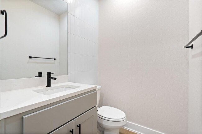 Building Photo - 5109 Stone Gate Dr