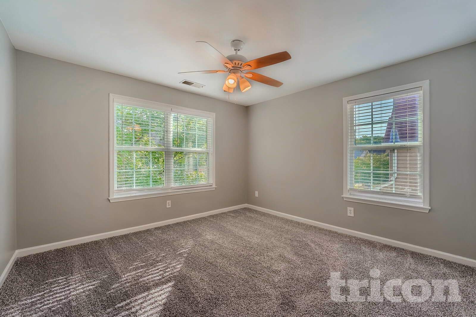 Building Photo - 2242 Rosemoore Walk NE