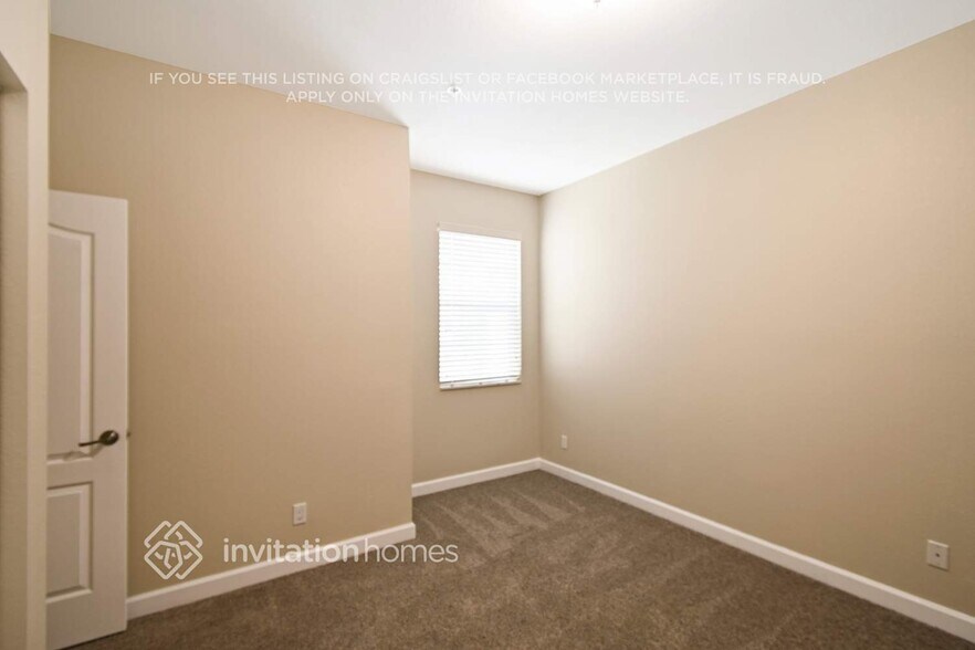 Building Photo - 9495 SW Merlin Ct