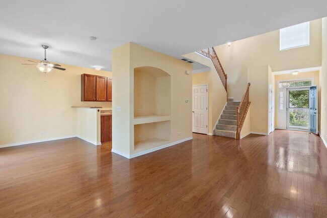 Building Photo - 156 Durango Dr