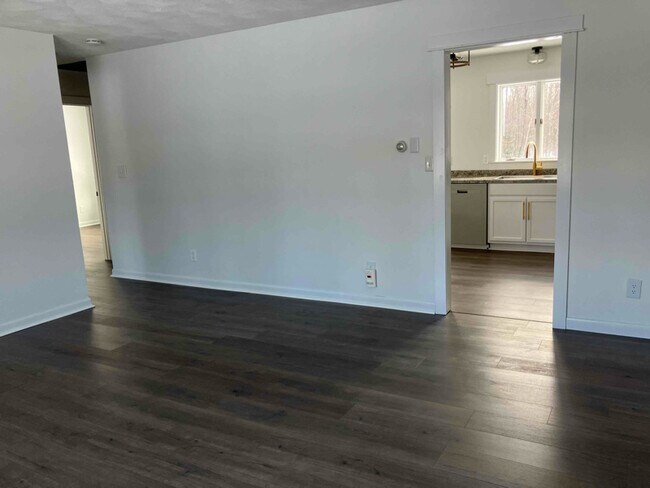 Building Photo - 648 Federal Row