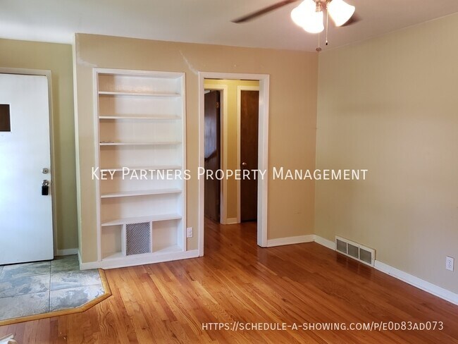 Building Photo - 7132 Newton Dr