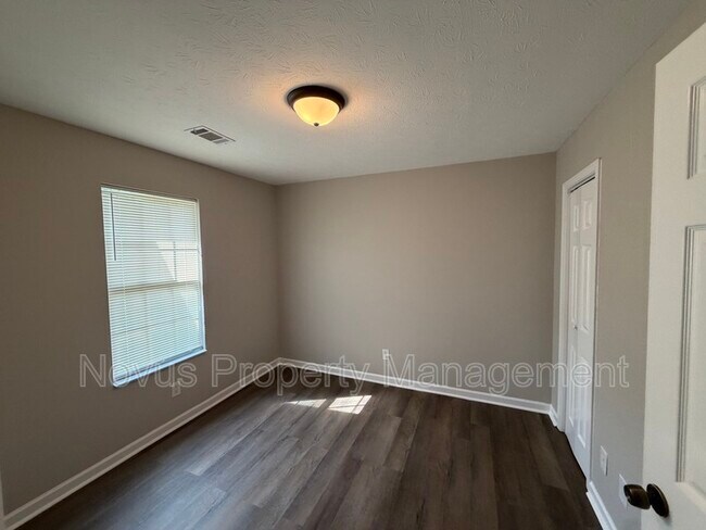 Building Photo - 191 Harvell Dr
