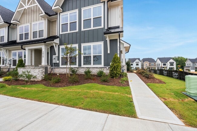 Building Photo - 3018 White Rail Dr