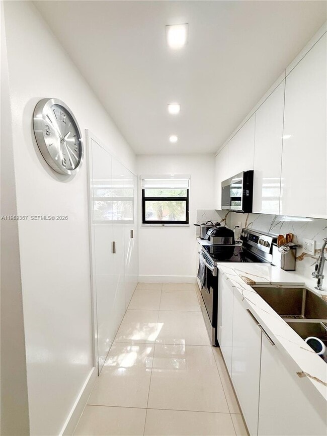 Building Photo - 14911 SW 88th Terrace