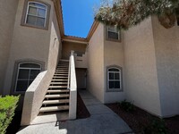 Building Photo - A beautifully Maintained 2-bedroom, 2-bath...