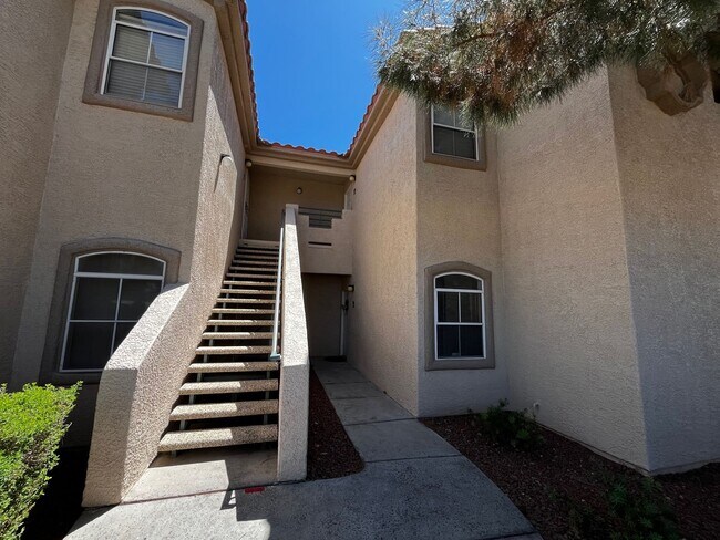 Primary Photo - A beautifully Maintained 2-bedroom, 2-bath...