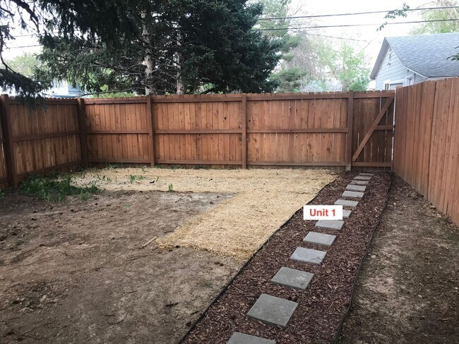 Building Photo - 1590 Tamarac St