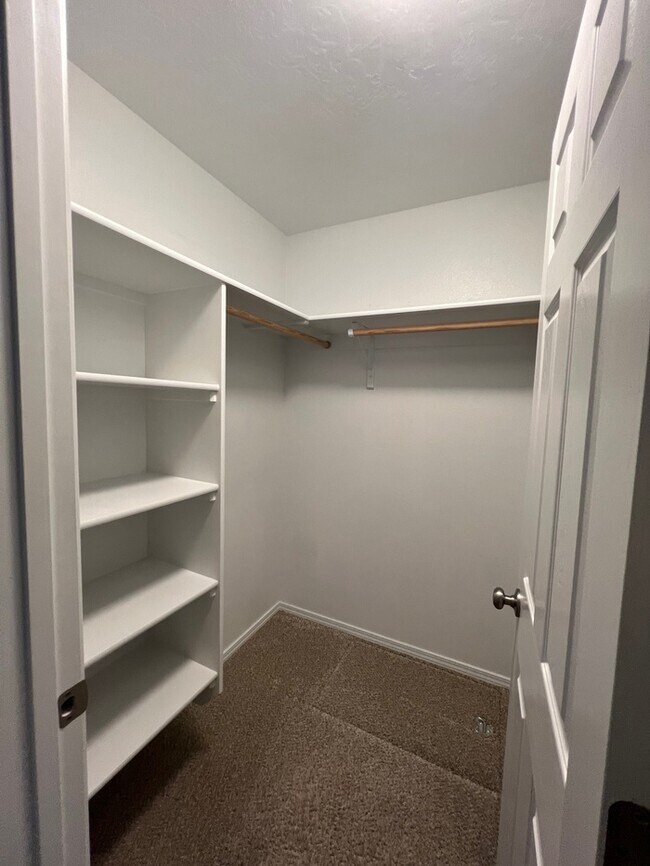 Building Photo - 3 Bed 2 Bath Nampa!
