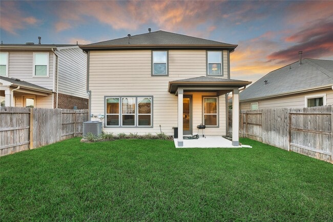 Building Photo - 3306 Forest Dr