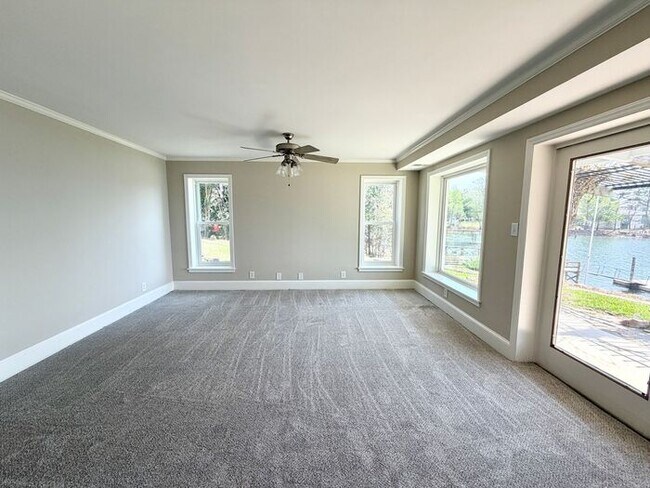 Building Photo - Lake Murray - Irmo - Offering Self Guided Tour with RENTLY!