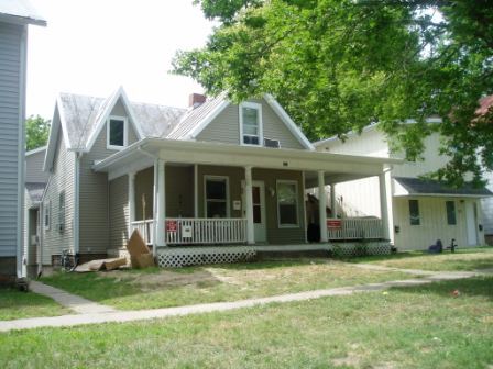Primary Photo - 717 E Jefferson St