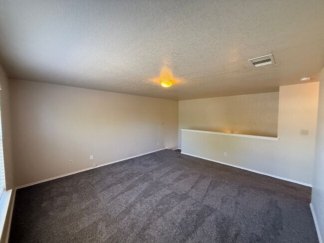 Building Photo - 11127 Vollmer Ln