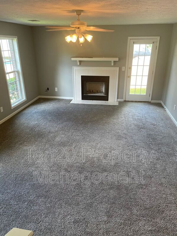 Building Photo - 5015 Hidden Hills Ct