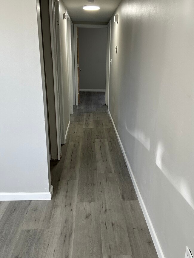 Building Photo - 5901 Roosevelt St