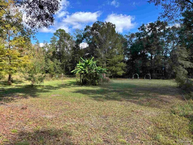 Building Photo - 1002 Daffin Rd