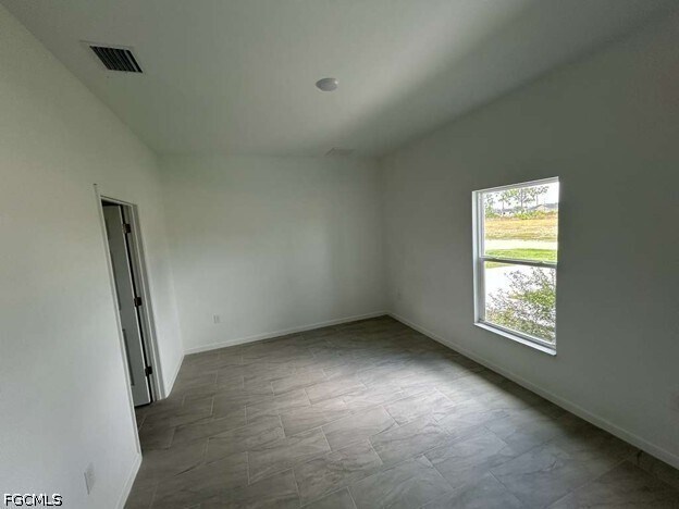 Building Photo - 1701 NE 44th Terrace