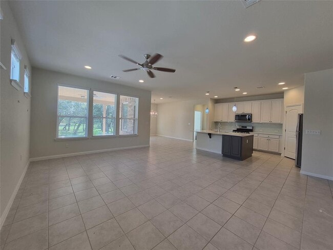 Building Photo - 108 Calhoun Ln