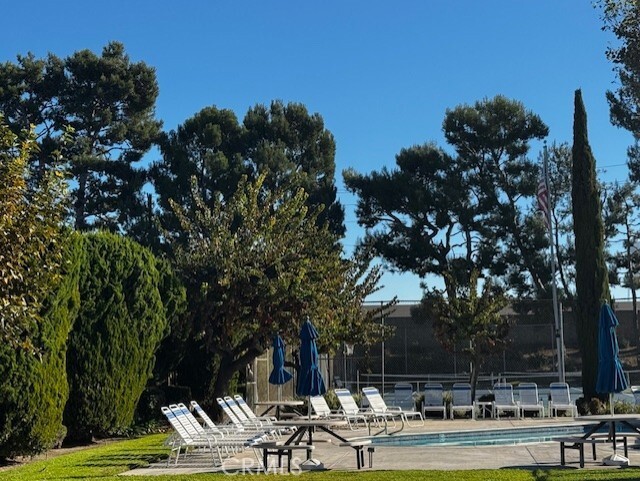 Building Photo - 11872 Goodale Ave