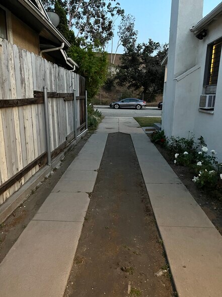 Building Photo - 541 Patterson Ave