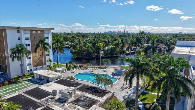 Building Photo - 2970 NE 16th Ave