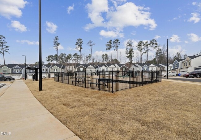 Building Photo - 161 Cabernet Dr