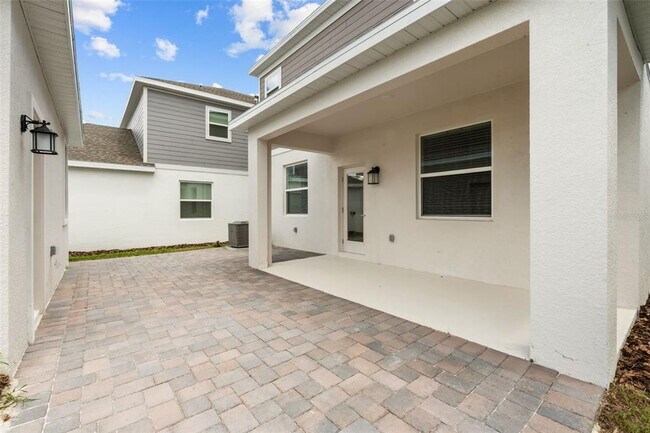 Building Photo - 6053 Meditation Dr