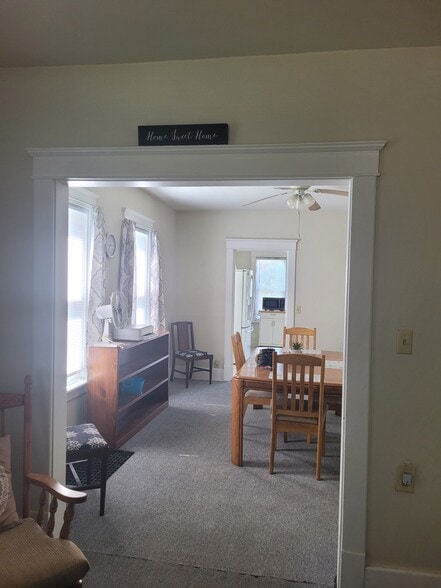 Building Photo - 416 E 3rd St