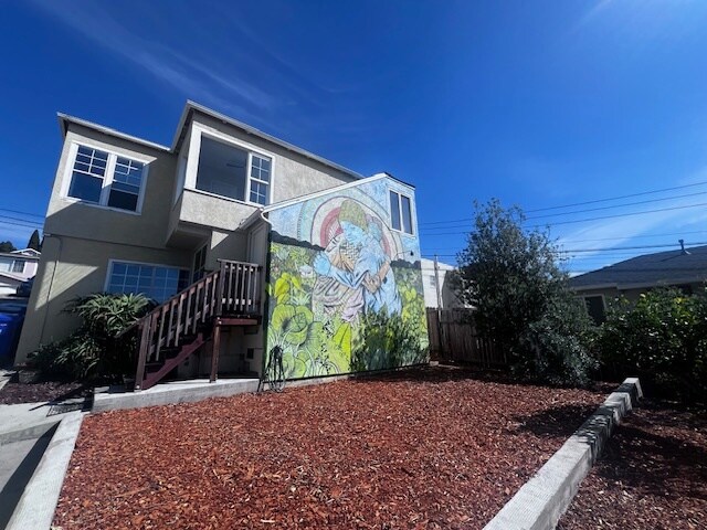 Building Photo - 8109 Ney Ave