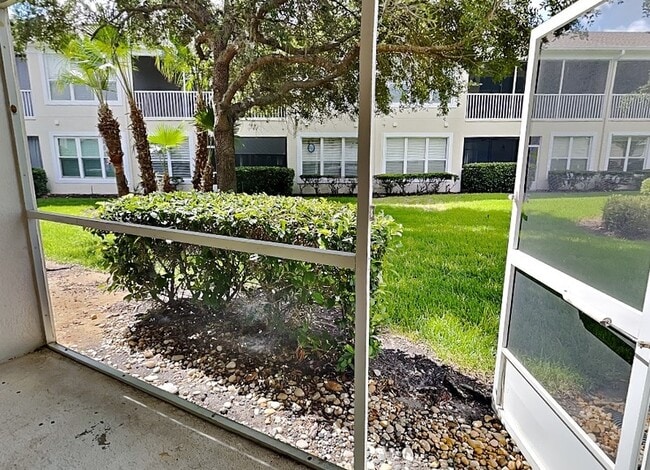Building Photo - 5049 Maxon Terrace