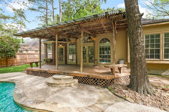 Building Photo - 71 E Sterling Pond Cir
