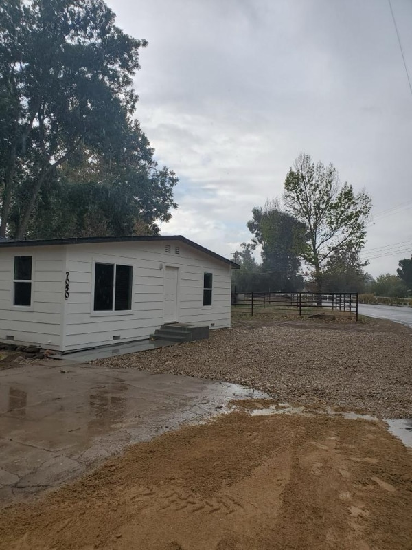 Building Photo - 7050 Sycamore Rd