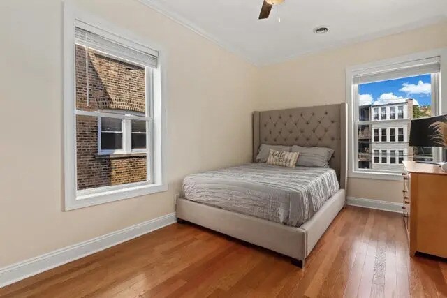 Building Photo - 7619 N Bosworth Ave