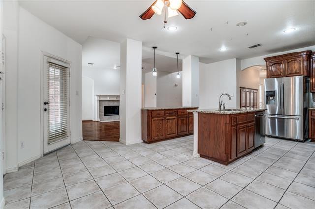 Building Photo - 1512 Westmont Dr