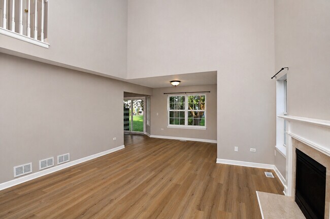 Building Photo - 651 Lancaster Cir