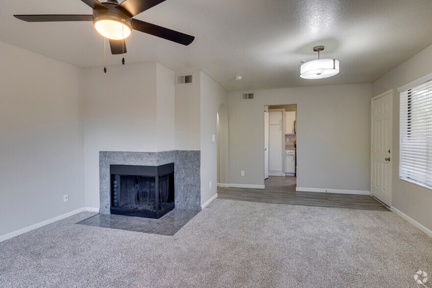 Living Room - 1BR, 1BA - 789SF - Morningside at Scottsdale Ranch