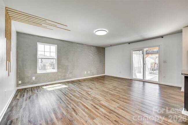 Building Photo - 1131 Ava Trail Ln