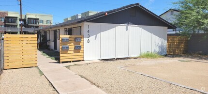 Building Photo - 1 BEDROOM UNIT IN PRIME PHOENIX LOCATION