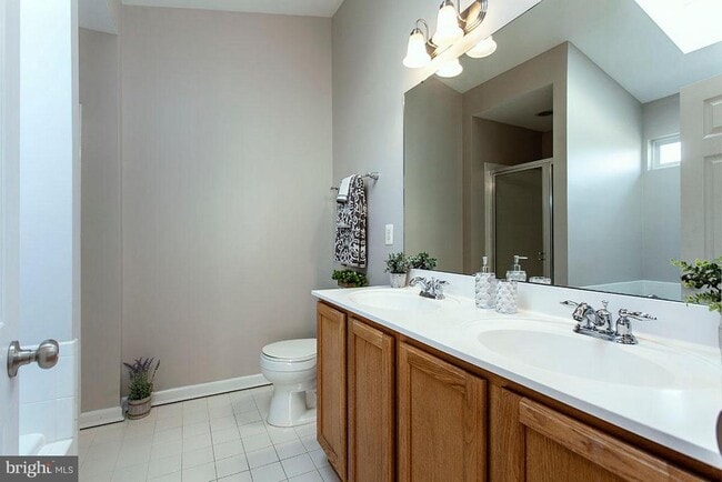 Building Photo - 1603 Durham Way